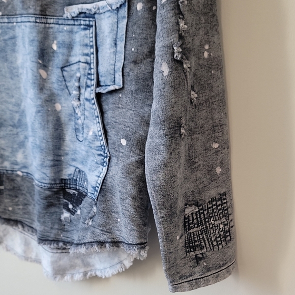 Stylish Blue Denim-Look Hoodie - Picture 5 of 12